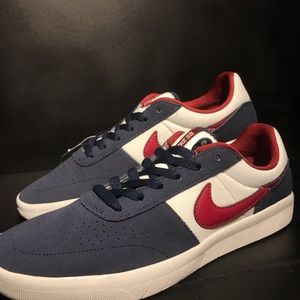 New Nike SB Team classic - “USA” colorway size 9
